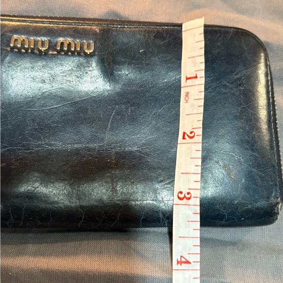 Miu miu wallet with dust bag. - Picture 14 of 14